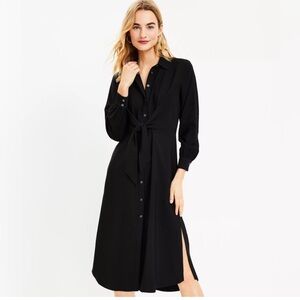 Petite LOFT Knot Front Midi Shirtdress in Black Size 6
Collared Button Down